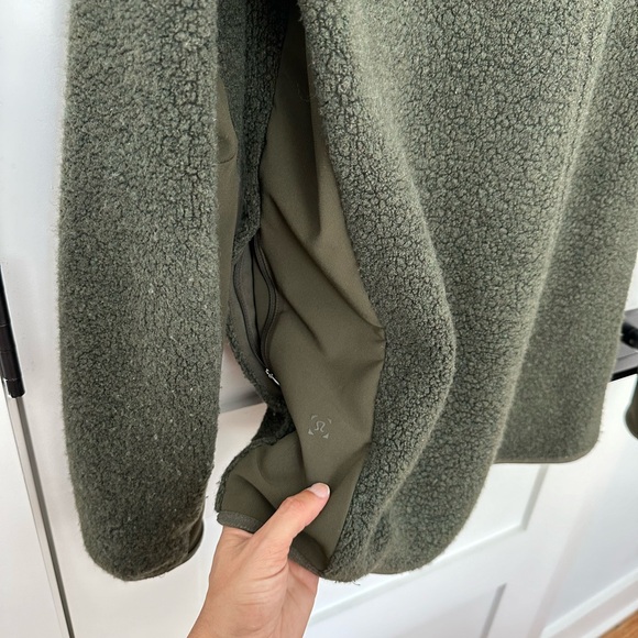 Lululemon Men’s Tundra Tech Half Zip Pullover Fleece Sweatshirt - Picture 6 of 14